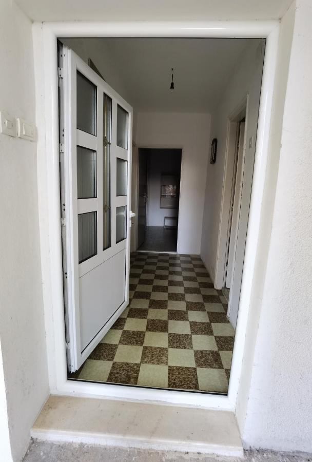 Nikolic Apartmani Bar Kültér fotó
