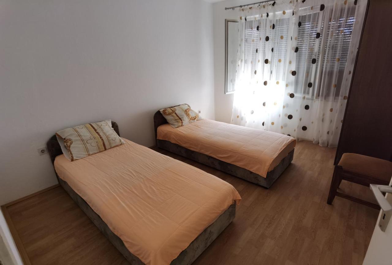 Nikolic Apartmani Bar Kültér fotó