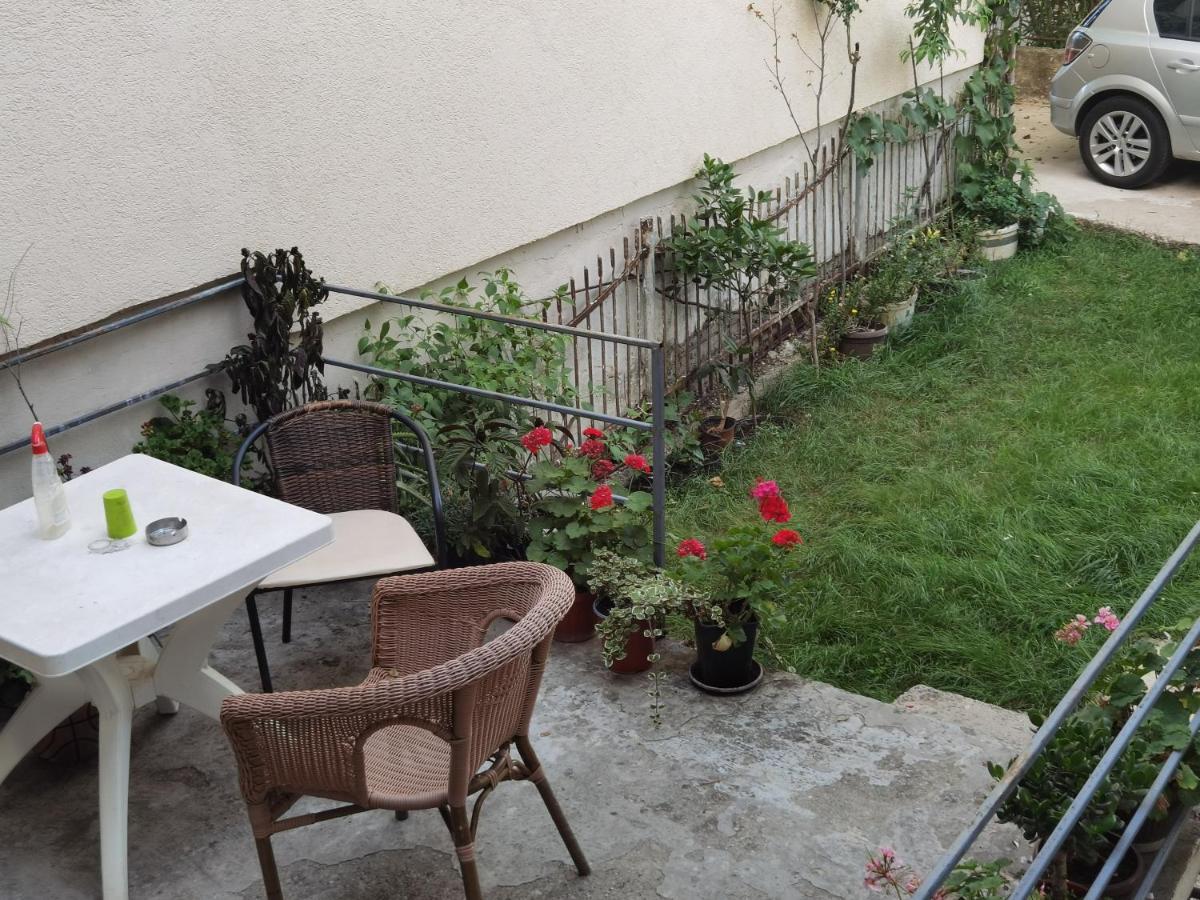 Nikolic Apartmani Bar Kültér fotó