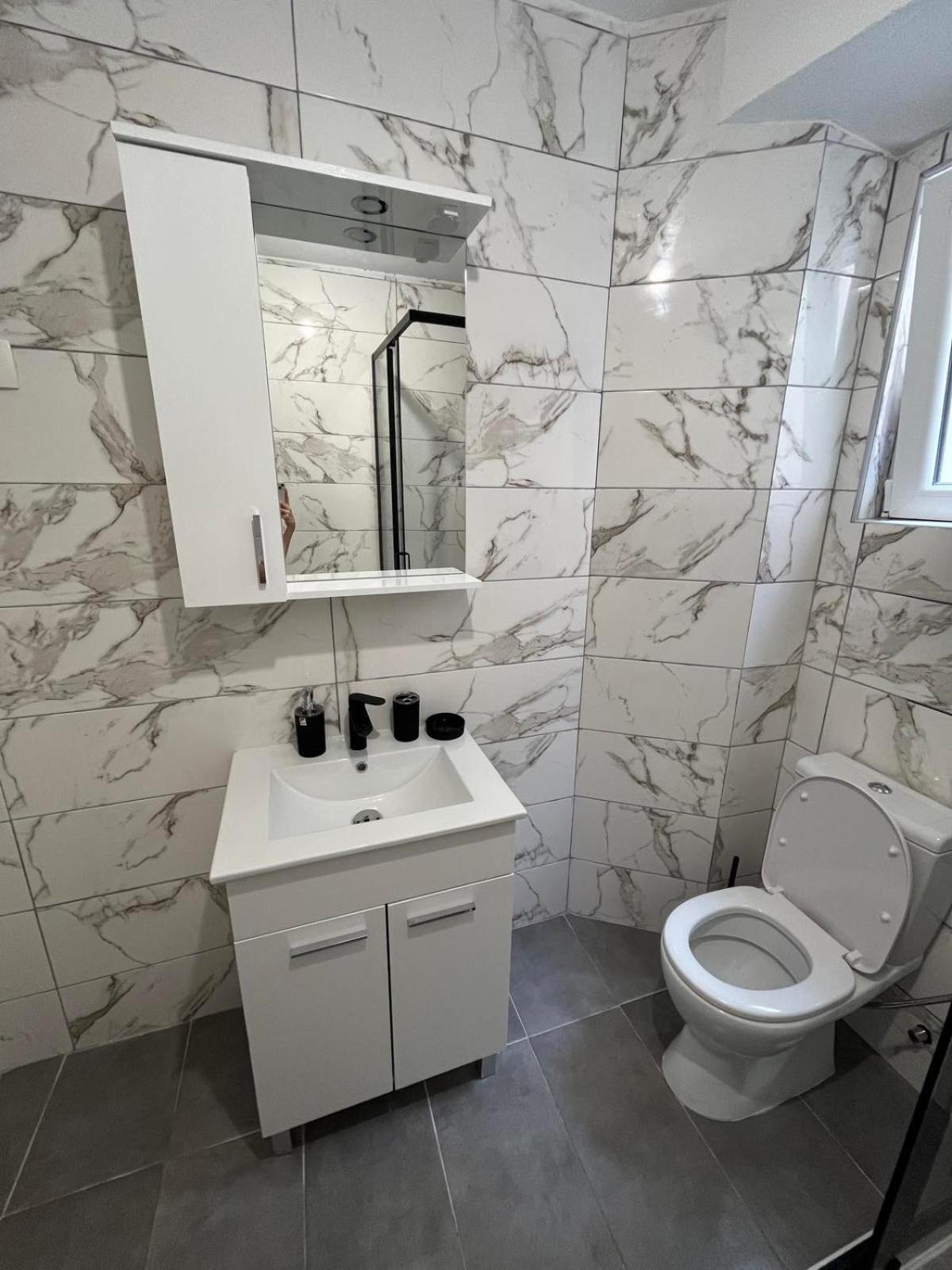 Nikolic Apartmani Bar Kültér fotó